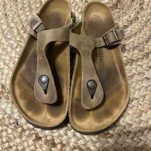 Brown thong LEATHER Birkenstock sandals EU 40 (US 9-9.5 Women/7-7.5 Men) worn